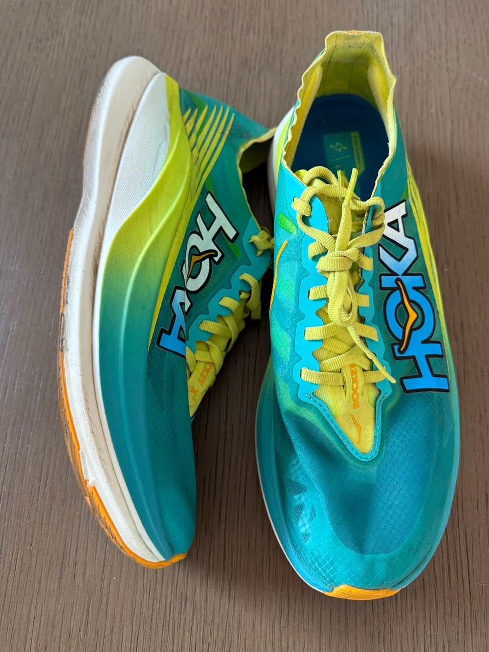 Hoka One One Rocket X 2 Unisex Women 11.5 & Men 10.5 Ceramic Evening Primrose Ru